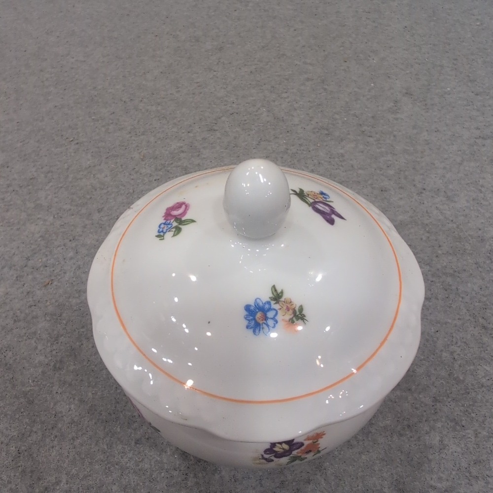 Kahla Kahlaerstedt Pastorale Floral Sugar Bowl with Lid Made in GDR NA308 - Picture 2 of 6